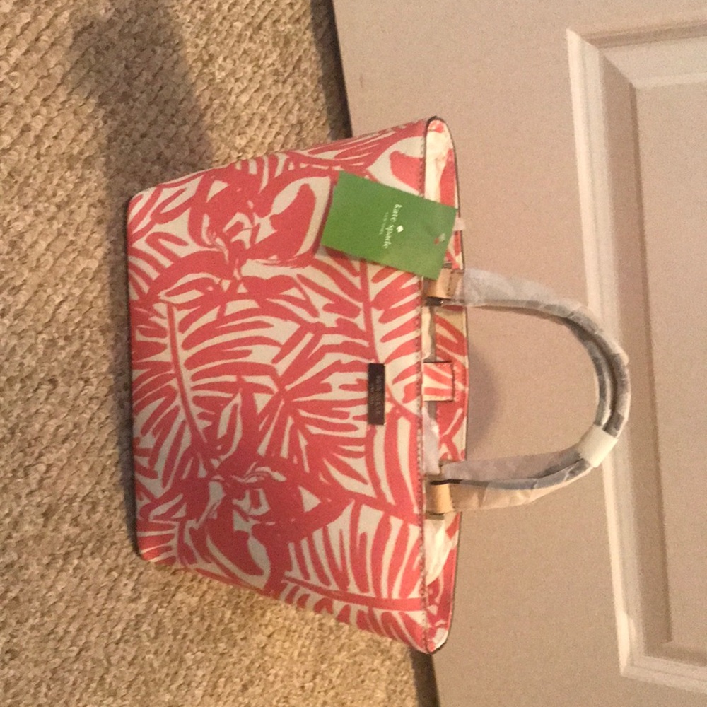 NWT Kate spade purse